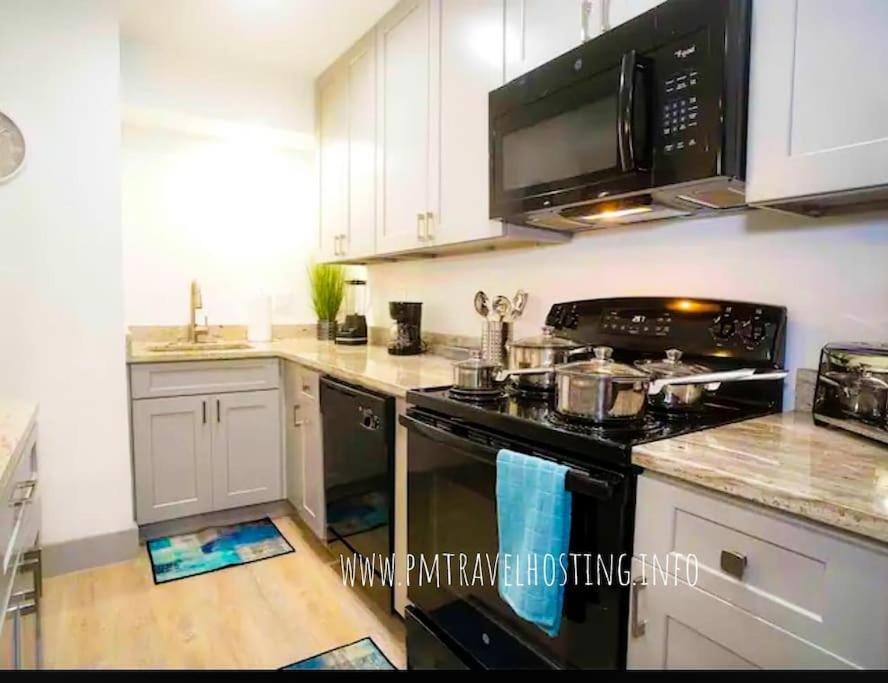 Modern Santorini Suite Houston Nrg Tmc Luxurious Walkable Esterno foto